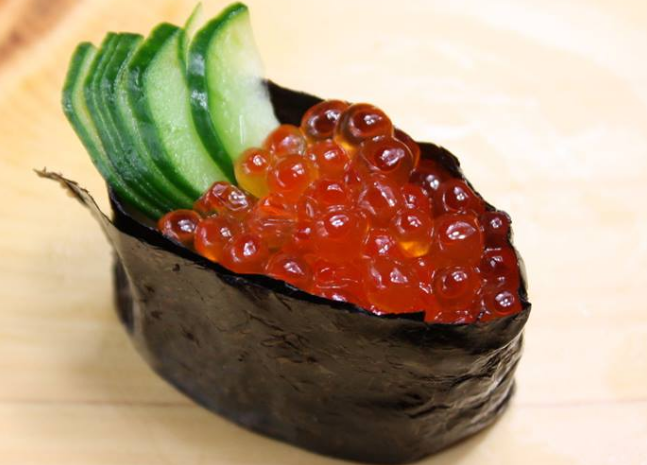 為什麼軍艦壽司上有小黃瓜呢？