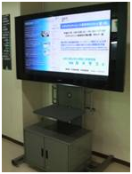 日本留學心得 舍裡,處處放有這樣的液晶銀幕電子告示牌